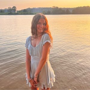 Meet your Posher, Jillian